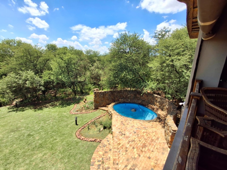 4 Bedroom Property for Sale in Boschenvaal River Front Lodges Free State